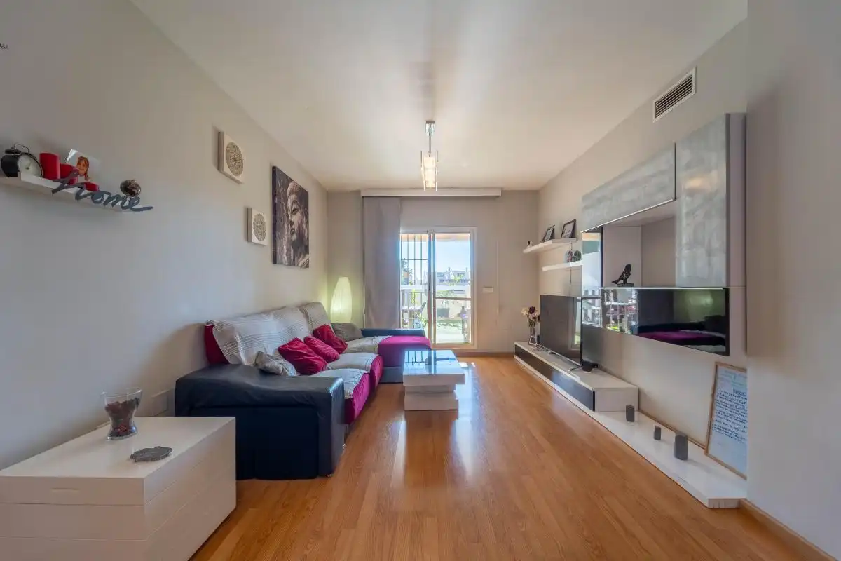 Flat for sale in Av. Retamar, La Capellanía - El Higuerón