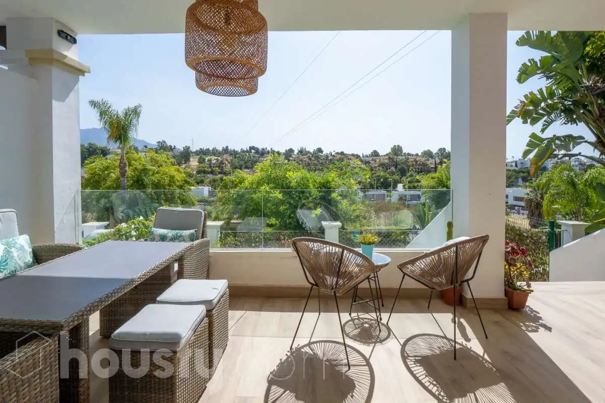 Terrace of Houses for sale in Estepona  with Air Conditioner, Heating and Private garden