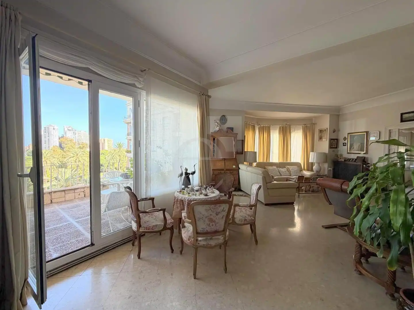Wohnzimmer von Wohnung zum Verkauf in Valencia mit Klimaanlage, Terrasse und Abstellraum