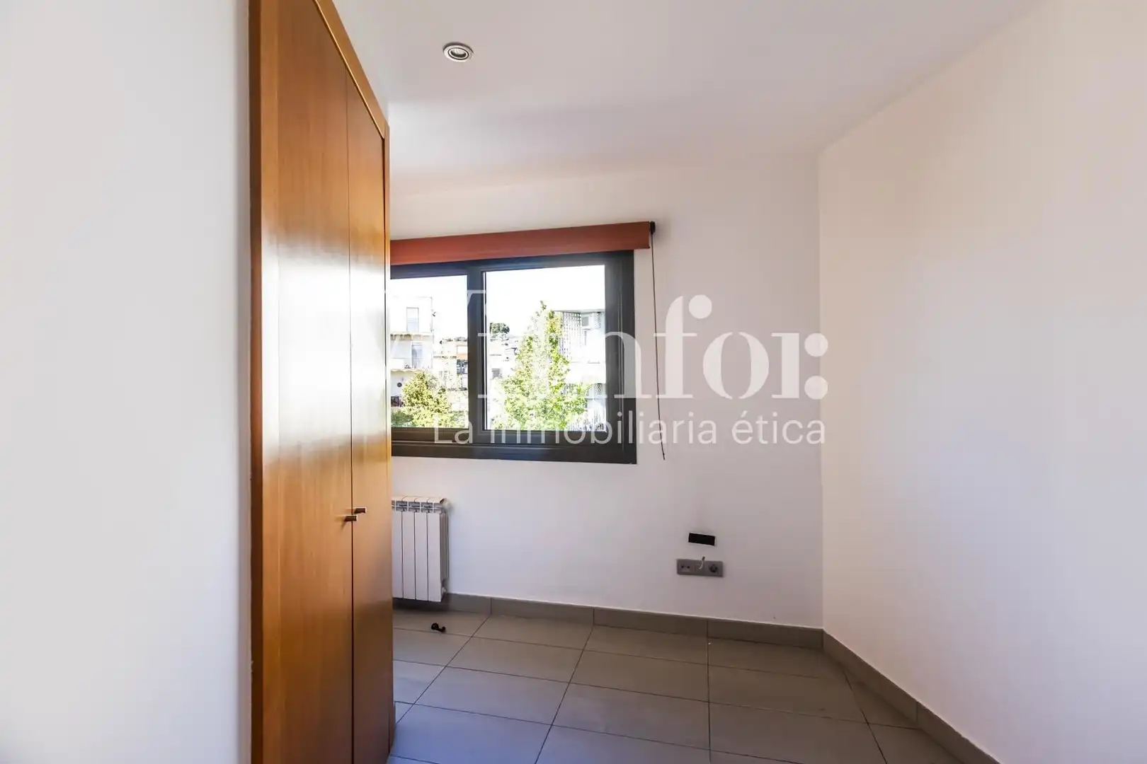 Bedroom of Attic for sale in Barcelona  with Air Conditioner, Heating and Terrace