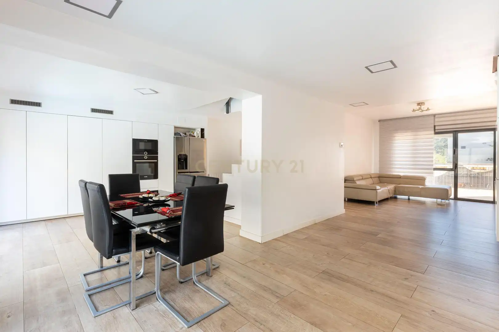 Esszimmer von Haus oder Chalet zum Verkauf in Canet de Mar mit Abstellraum, Schwimmbad und Ofen