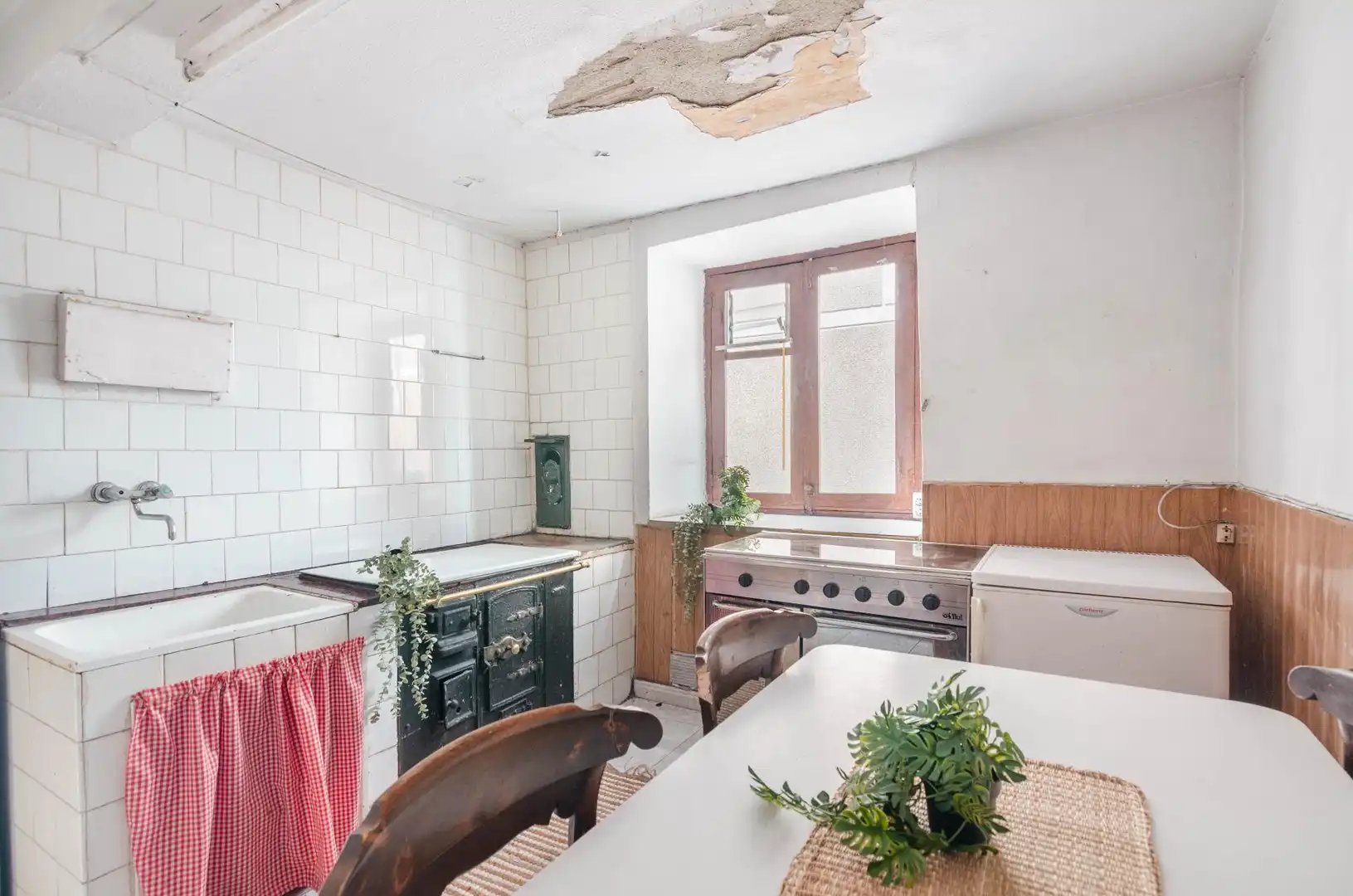 Cuina de Casa adosada en venda en Aller amb Traster