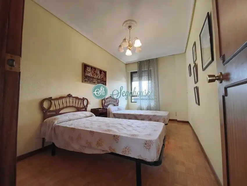 Schlafzimmer von Wohnung zum Verkauf in Segovia mit Heizung, Parkett und Terrasse