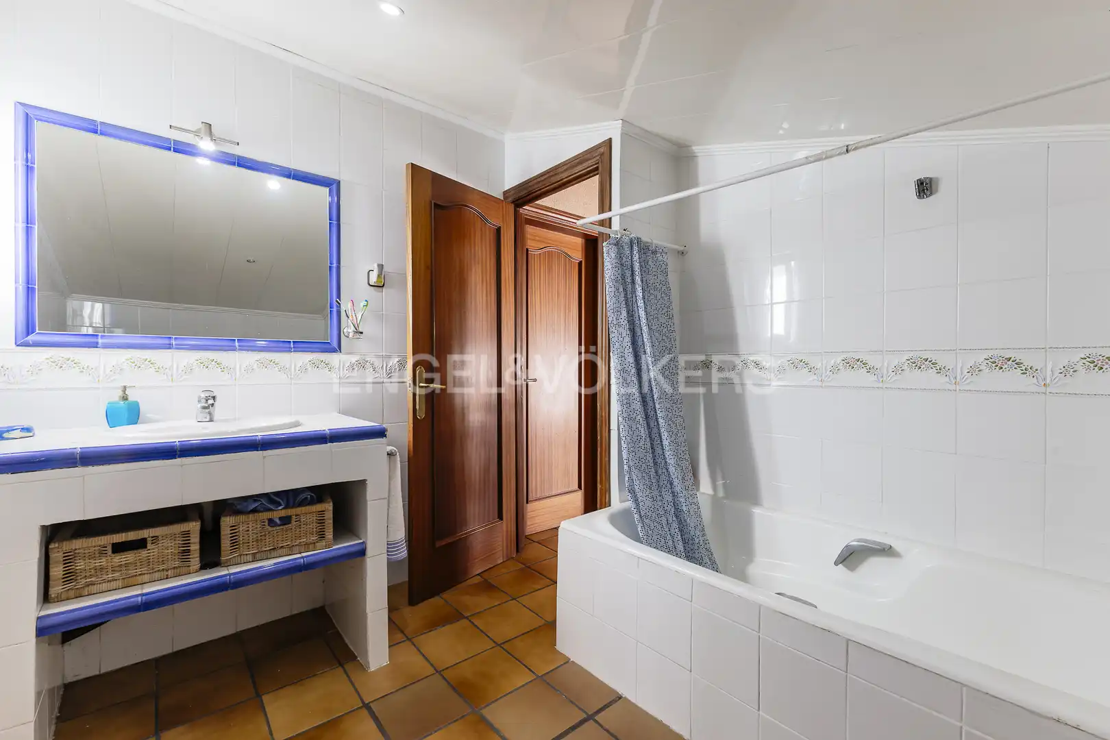 Bathroom of Houses for sale in Gavà  with Heating