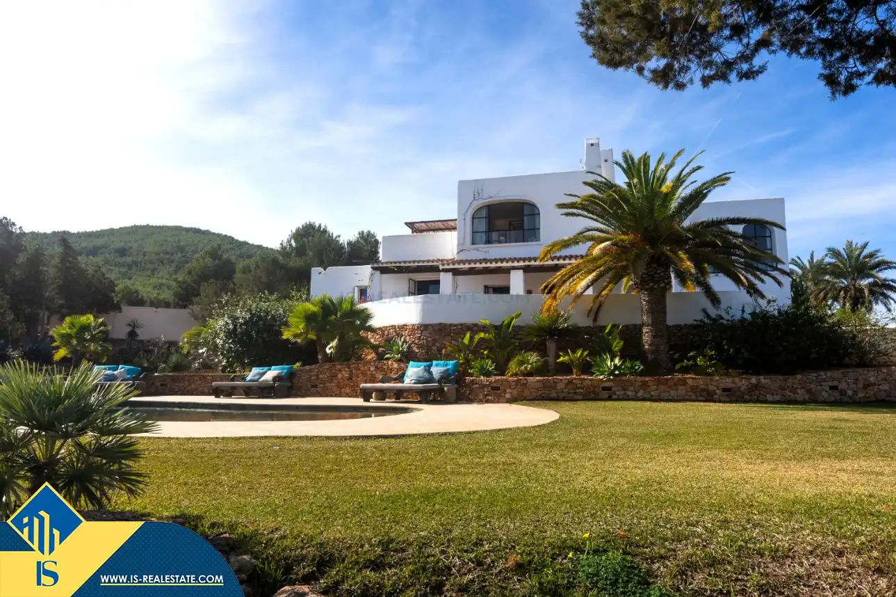 Xalet amb piscina en venda a Santa Eulària, imagen 2