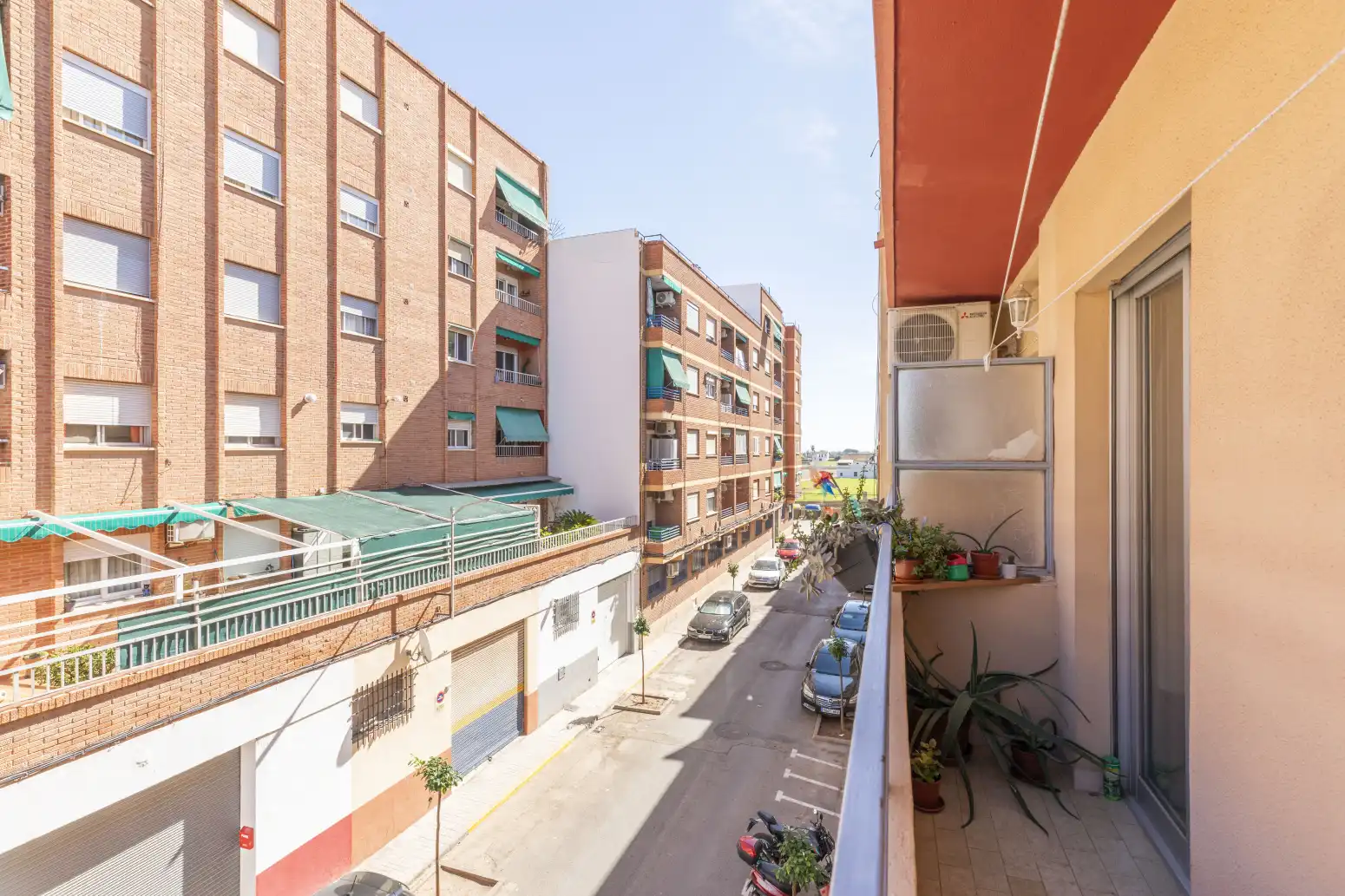 Pis amb terrassa en venda a Almàssera