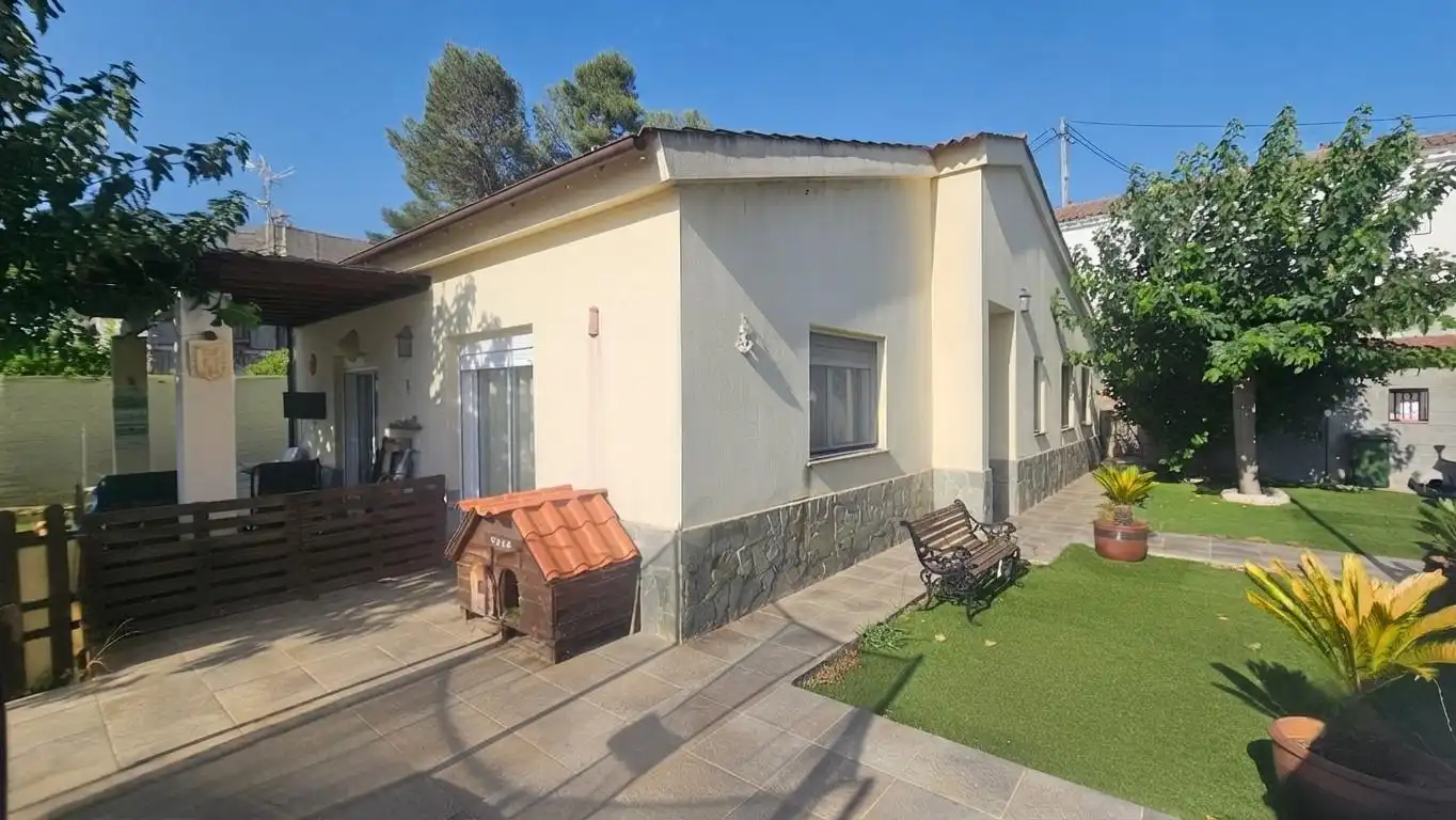 Vista exterior de Casa o chalet en venta en Piera con Aire acondicionado, Calefacción y Jardín privado