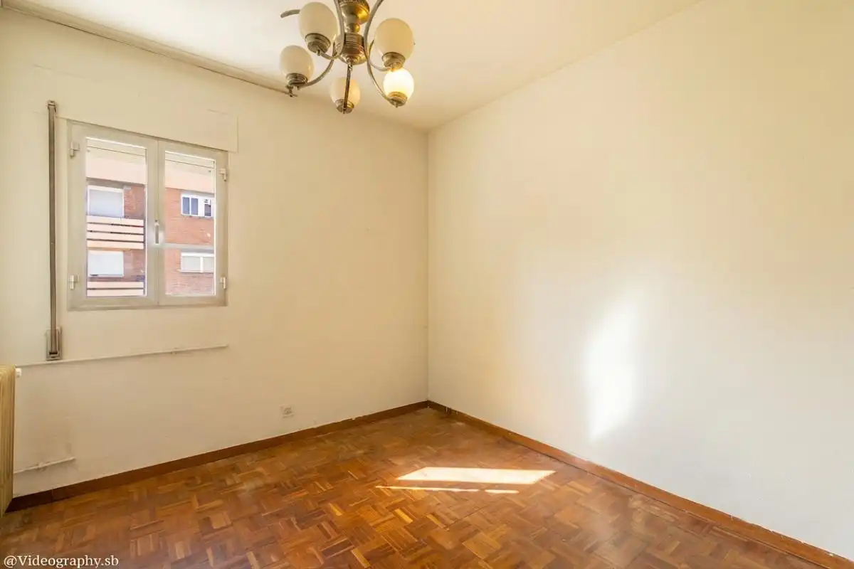 Habitación de Piso en venta en Madrid con Aire acondicionado y Calefacción