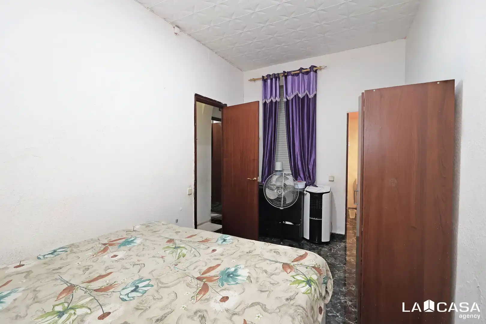 Habitación de Piso en venta en Barcelona con Balcón