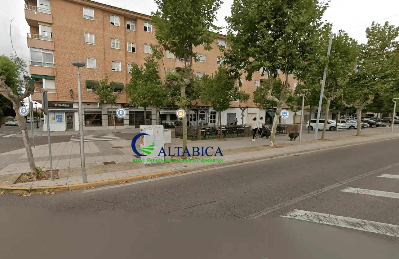 Exterior view of Flat for sale in Zona Industrial