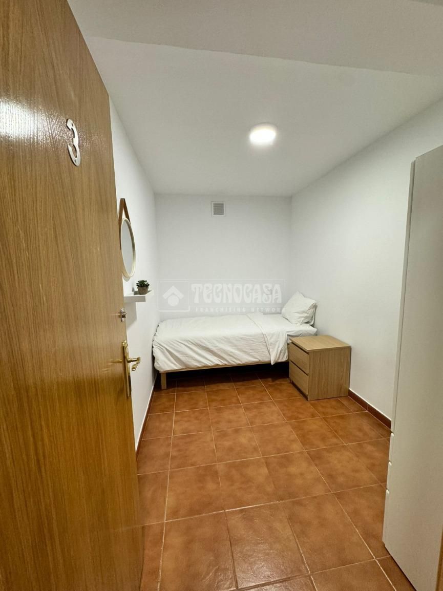Bedroom of Flat for sale in  Madrid Capital  with Air Conditioner and Heating