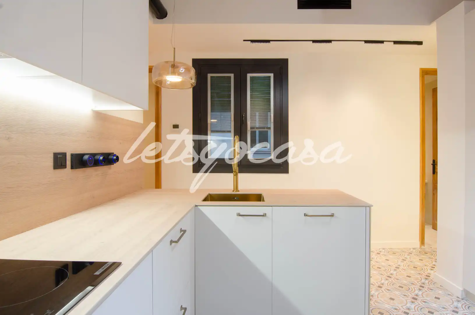 Cuina de Pis en venda en Barcelona amb Aire condicionat, Calefacció i Parquet