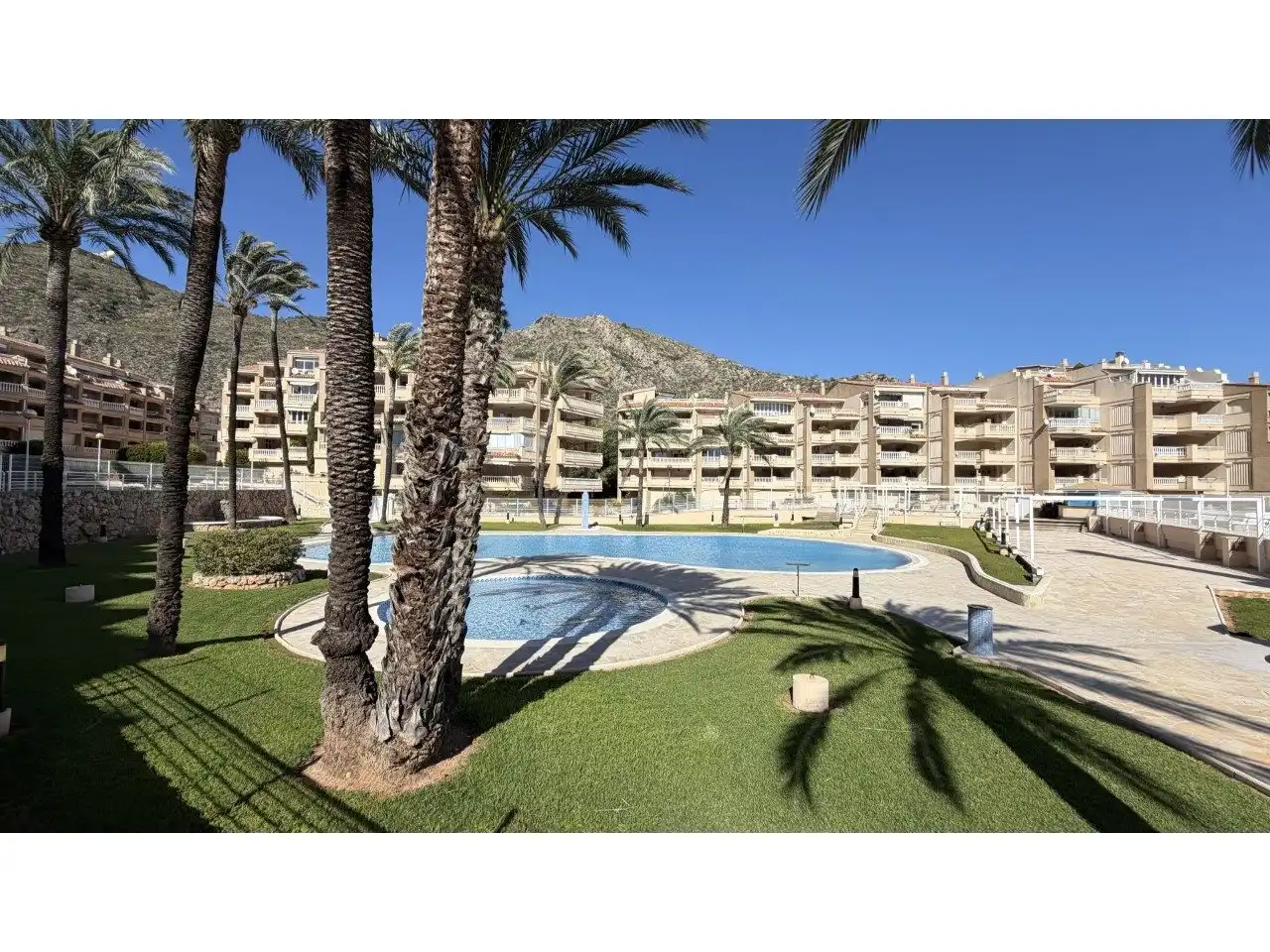 Exterior view of Flat for sale in Cullera  with Air Conditioner, Private garden and Terrace