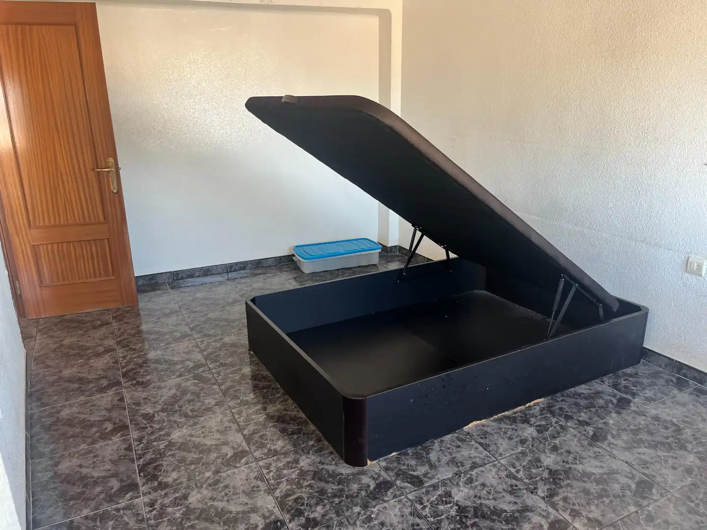 Habitación de Piso en venta en Adra, Almería