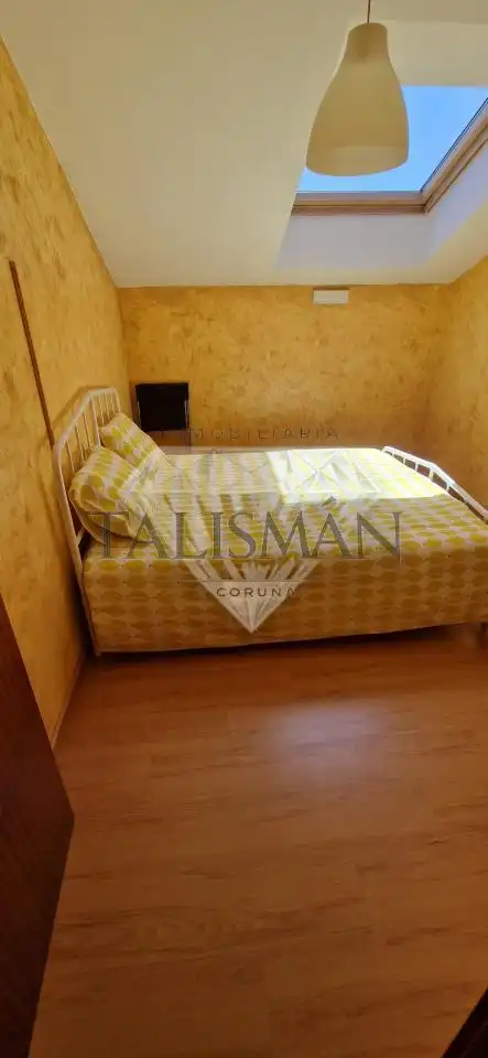Habitación de Ático de alquiler en Mugardos con Trastero, Piscina y Amueblado