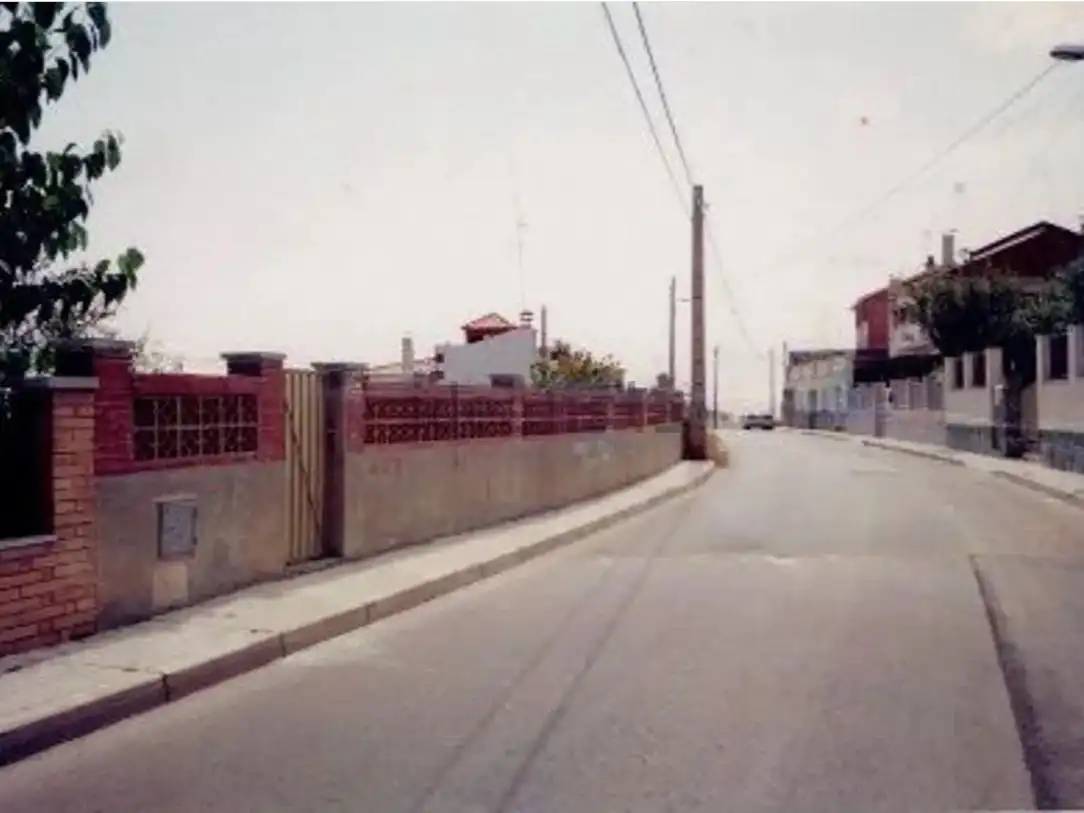 Terreno residencial en venta en Carrer de Cardona 60, imagen 3