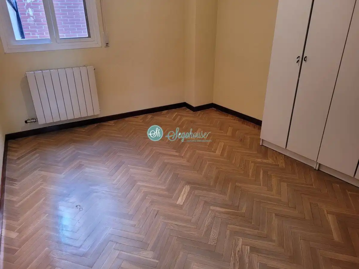 Piso de alquiler en Vía Romana