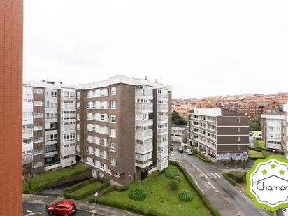 Vista exterior de Pis en venda en Getxo  amb Calefacció, Terrassa i Alarma