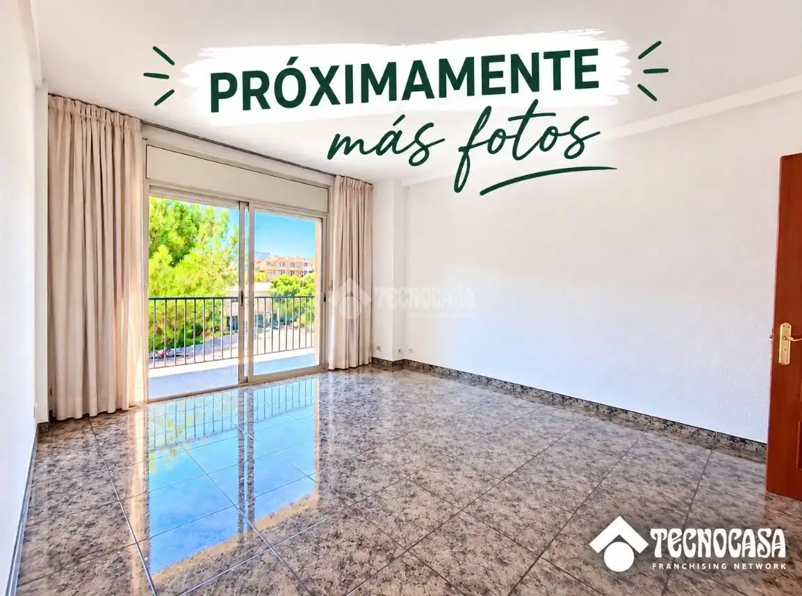 Vista exterior de Piso en venta en Ajuntament-Maragall