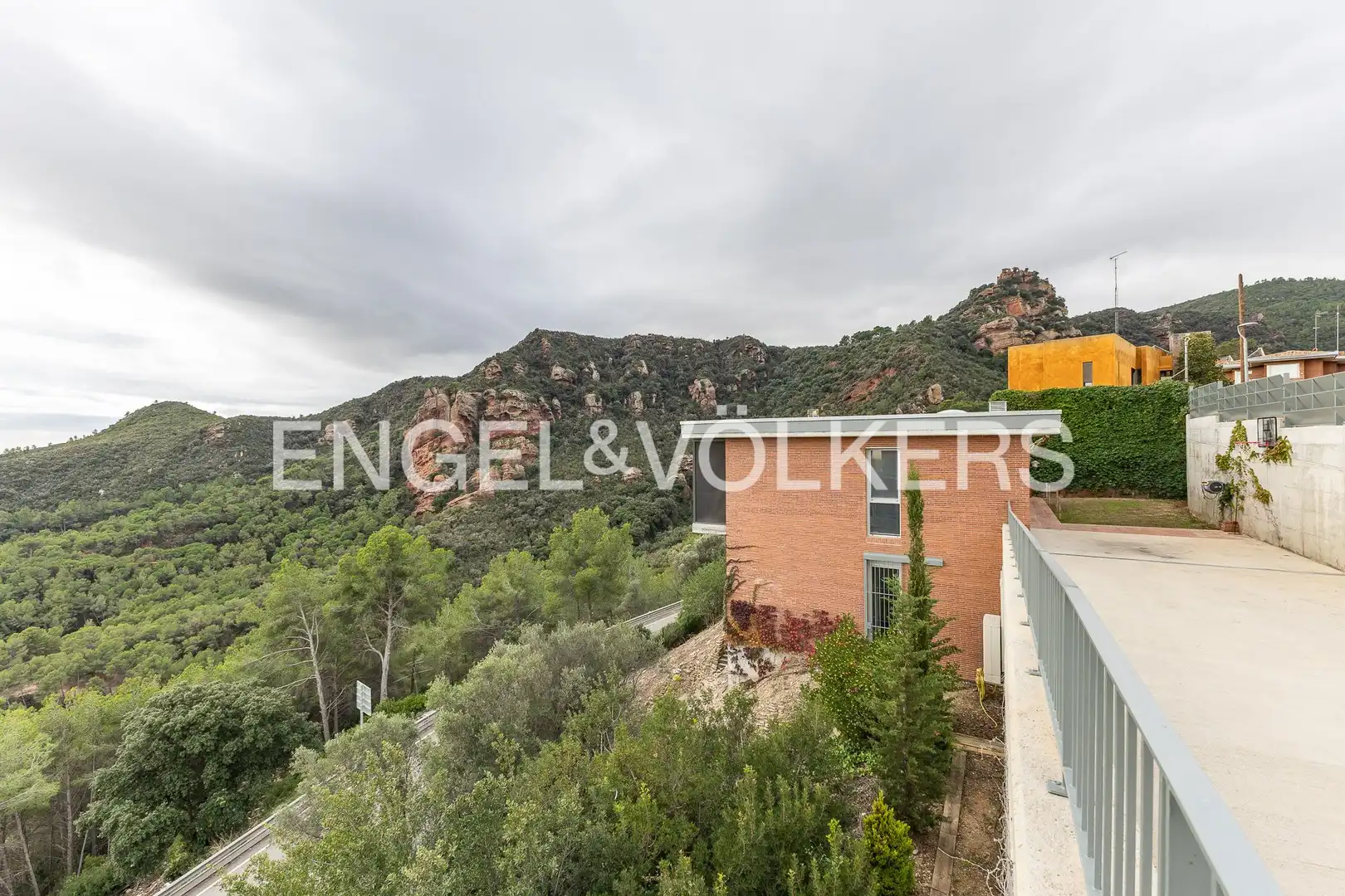 Houses for sale in Bruguers