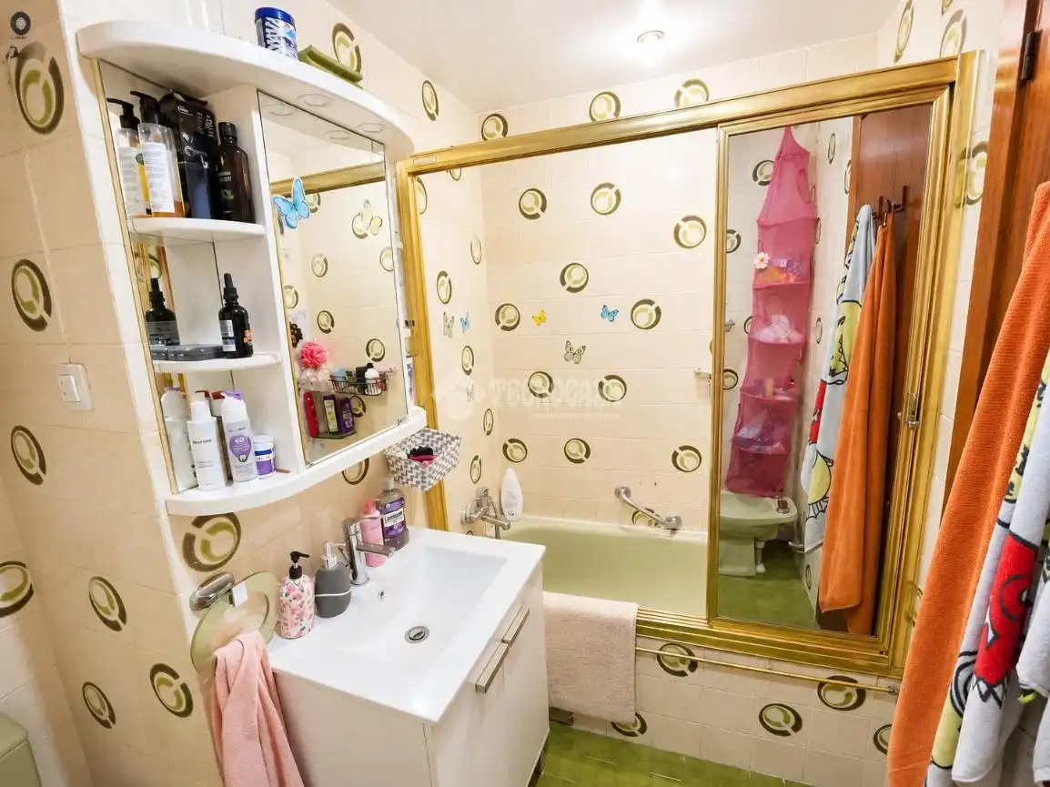 Baño de Piso en venta en San Fernando de Henares con Calefacción, Parquet y Terraza
