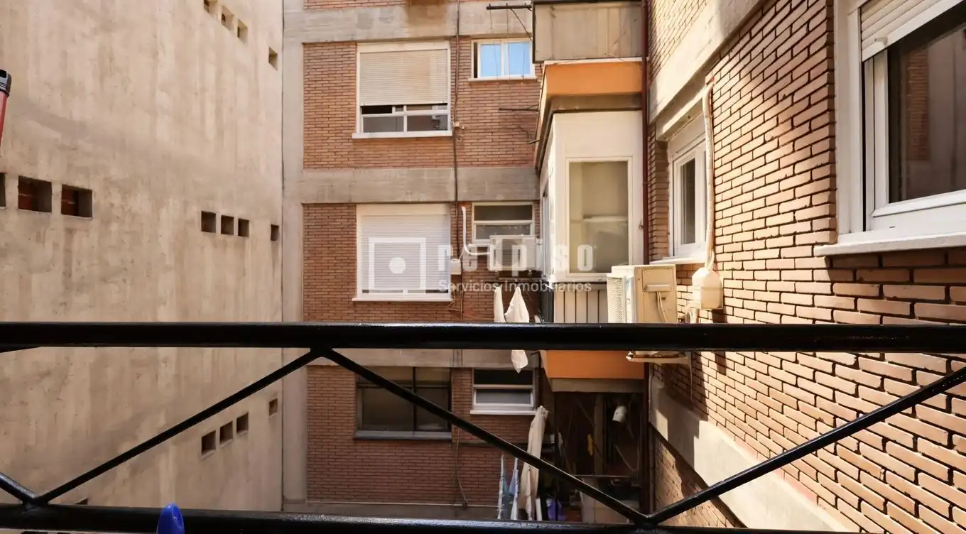 Piso en venta en de Ríos Rosas, Ríos Rosas - Nuevos Ministerios