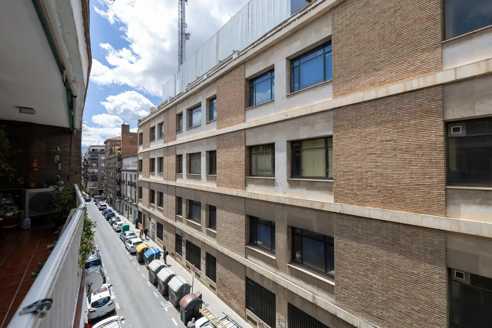 Vista exterior de Pis en venda en Granada amb Aire condicionat, Calefacció i Terrassa