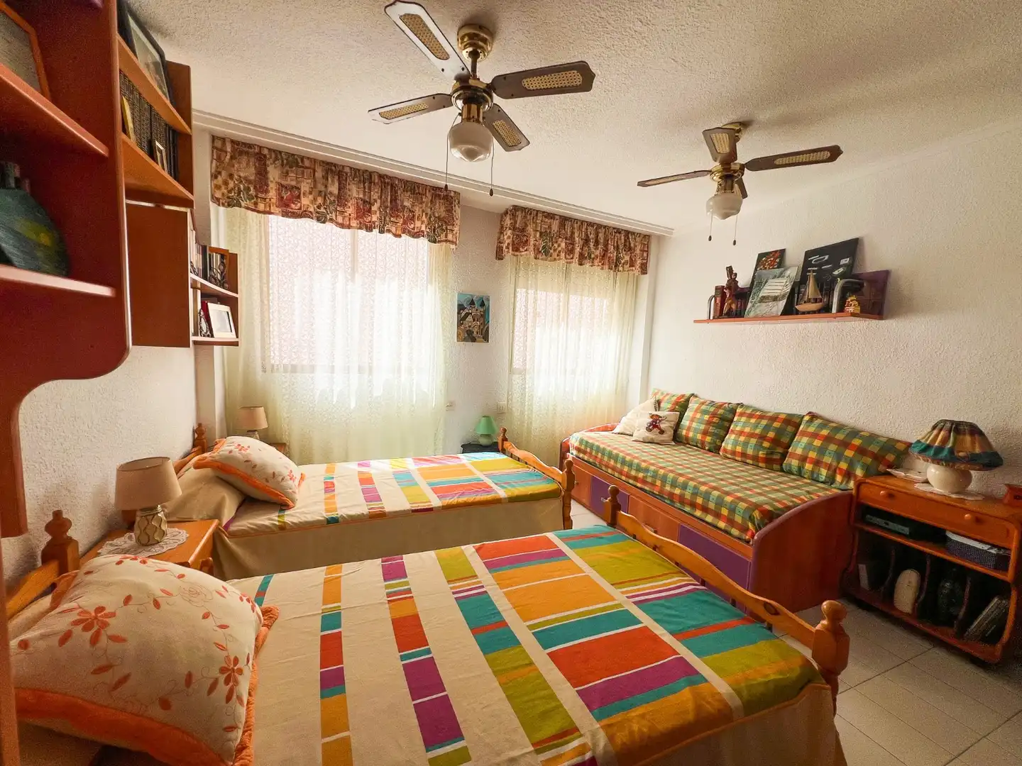 Habitación de Dúplex en venta en Guardamar del Segura con Aire acondicionado, Calefacción y Terraza