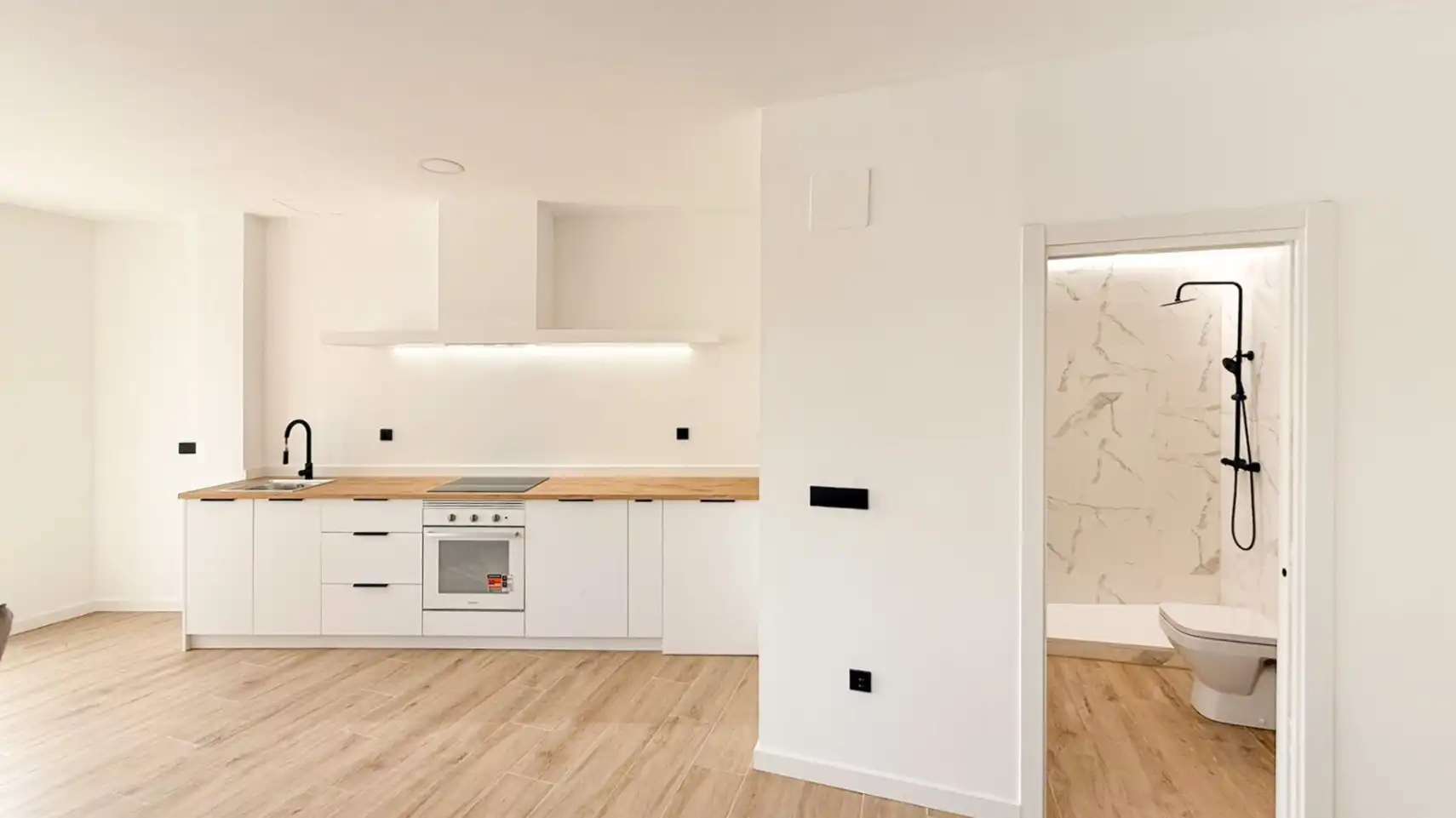 Cocina de Estudio en venta en Dénia con Aire acondicionado, Calefacción y Amueblado