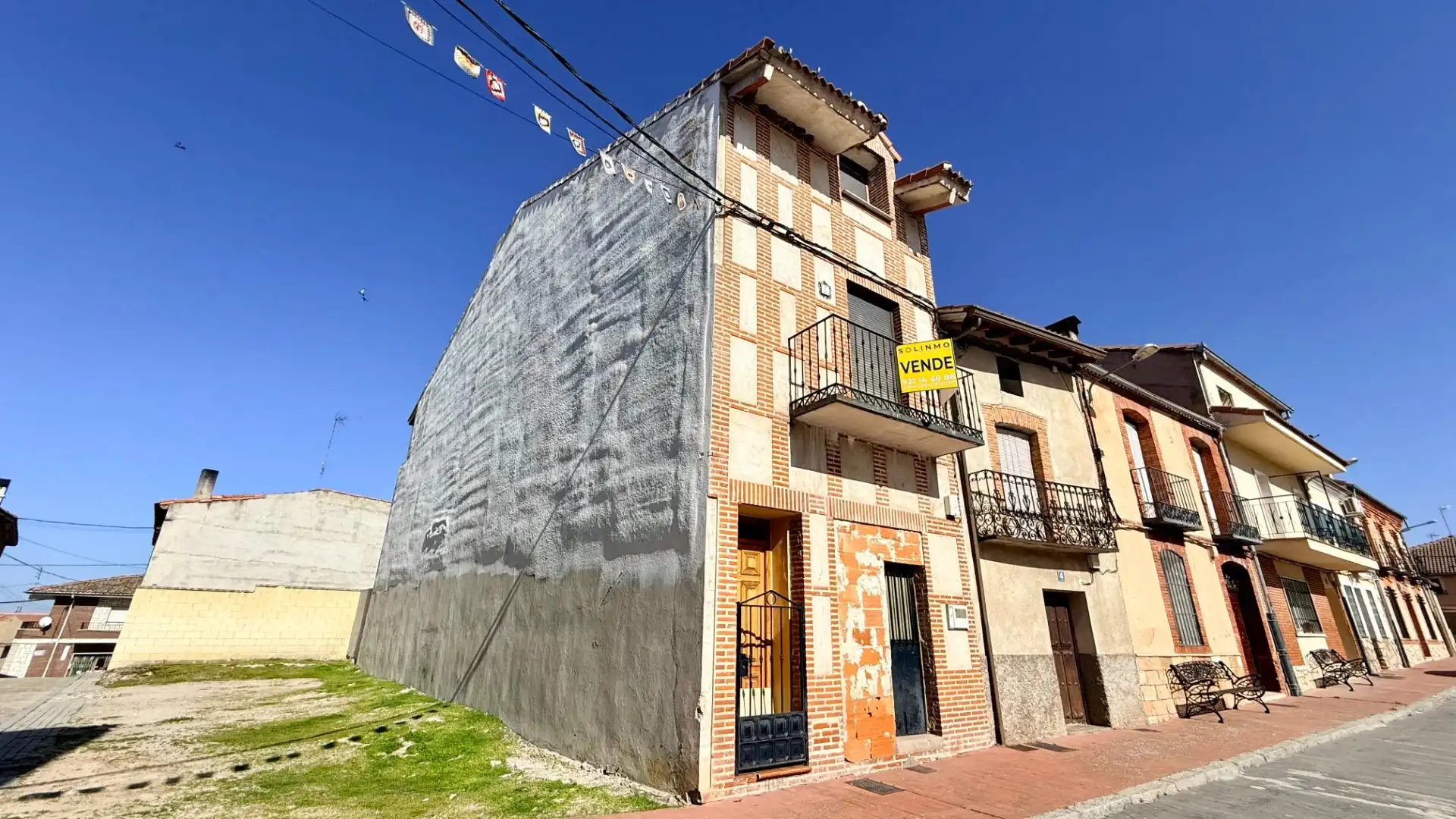 Vista exterior de Casa o chalet en venta en Lastras de Cuéllar con Calefacción, Jardín privado y Terraza
