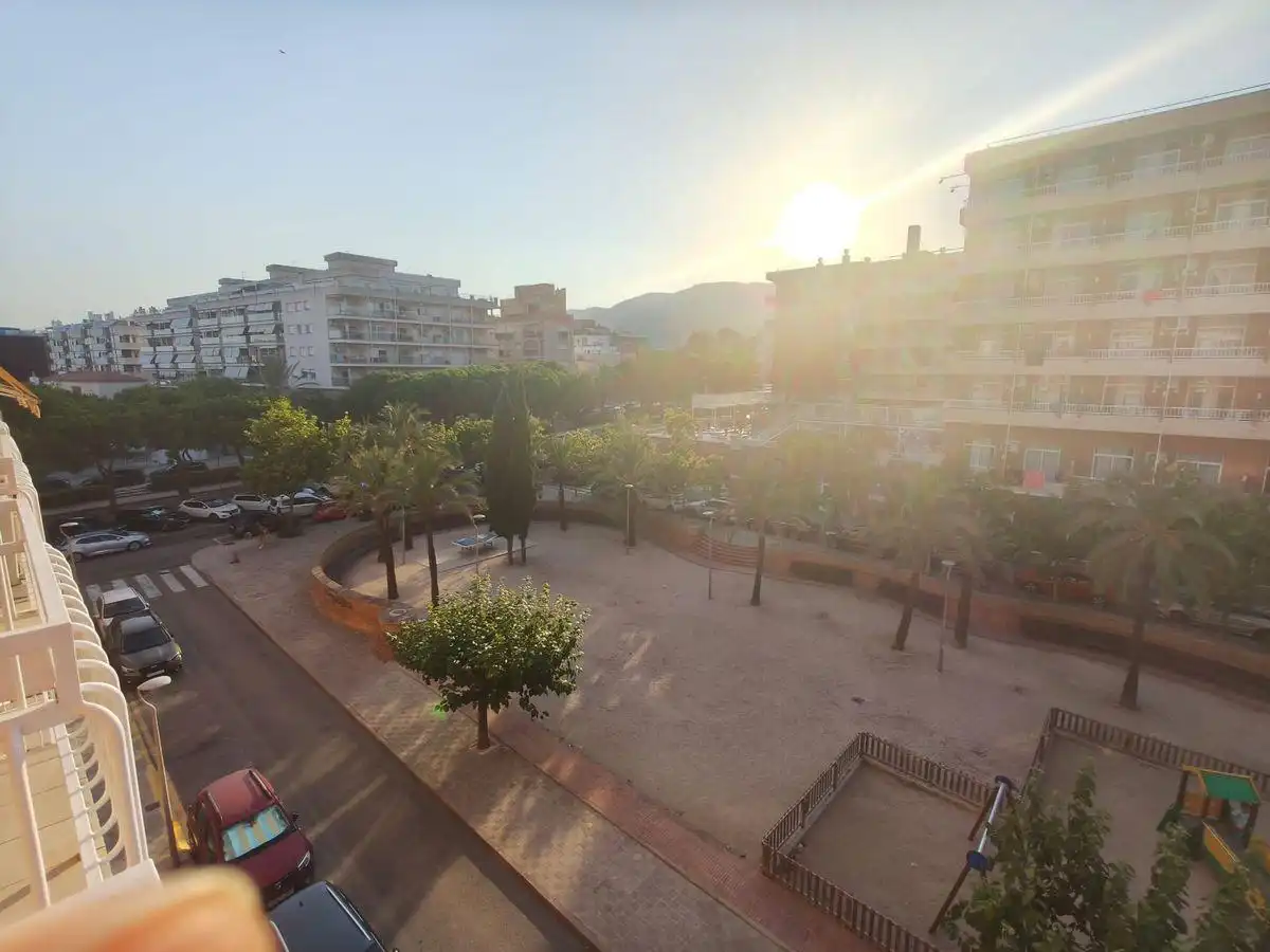 Apartamento con ascensor en venta en El Maset