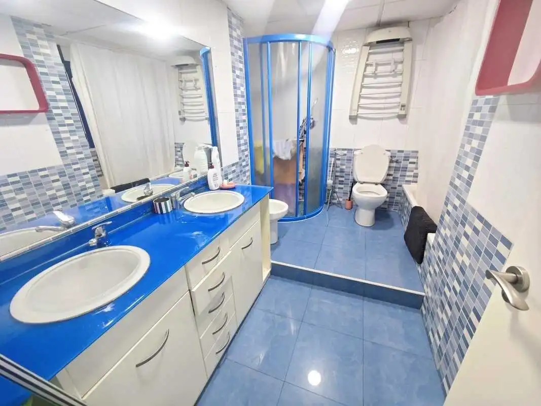 Badezimmer von Wohnung zum Verkauf in Zaragoza mit Heizung