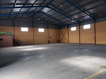 Nau industrial de lloguer a Santiponce