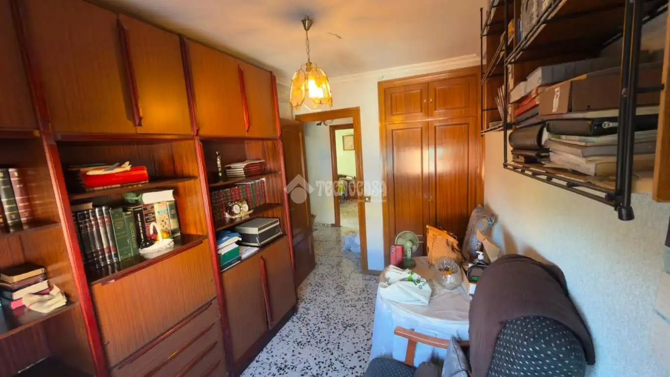 Habitación de Piso en venta en Madrid con Calefacción y Terraza