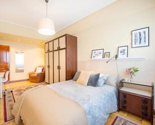 Dormitori de Apartament per a compartir en Bilbao  amb Calefacció, Moblat i Forn