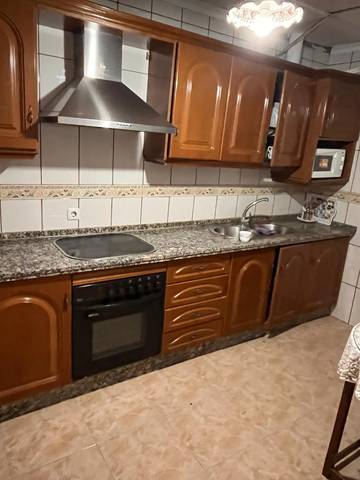 Casa adosada en Venta en Santaella