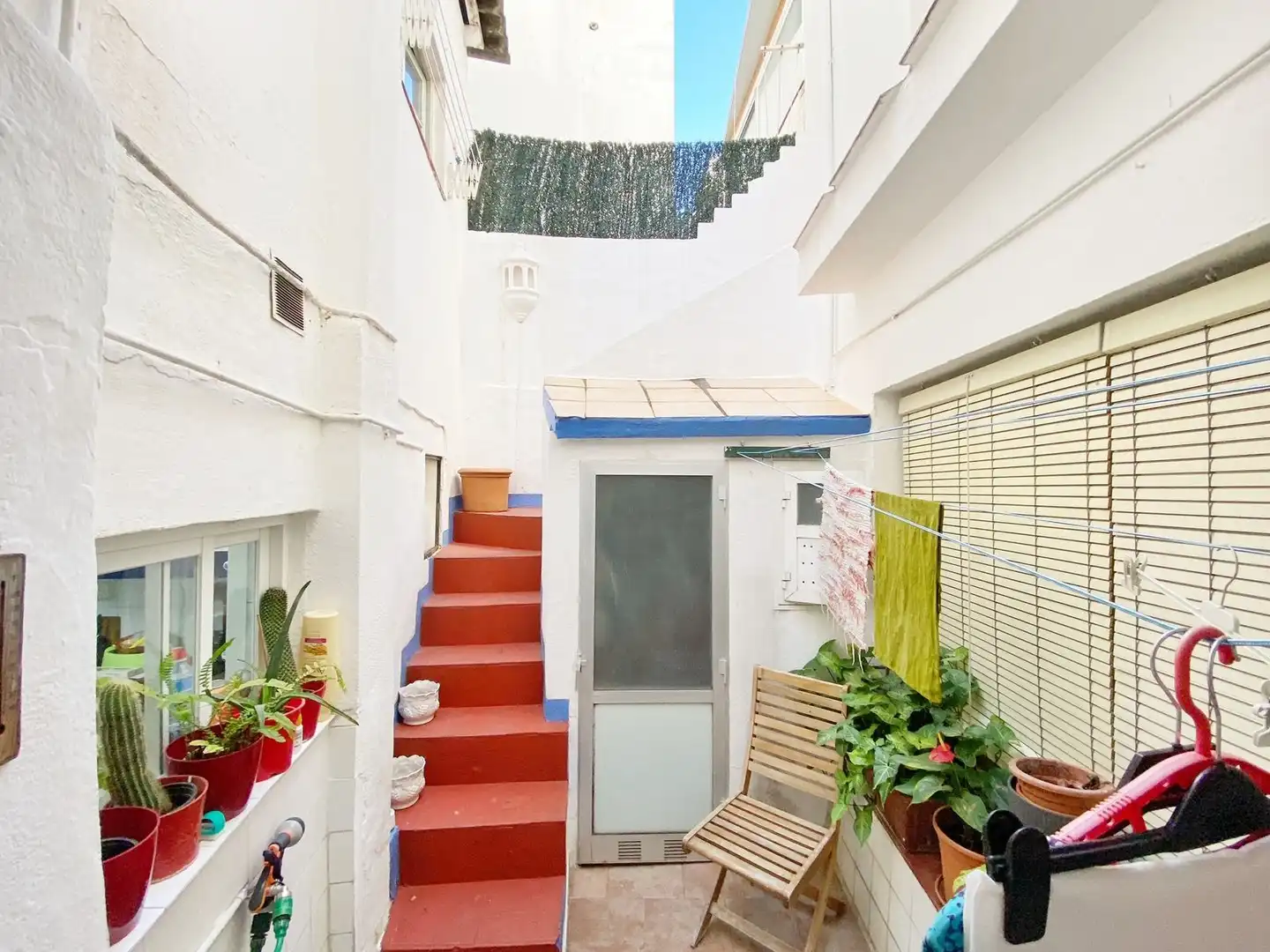 Terrasse von Einfamilien-Reihenhaus zum Verkauf in Marbella mit Terrasse und Möbliert