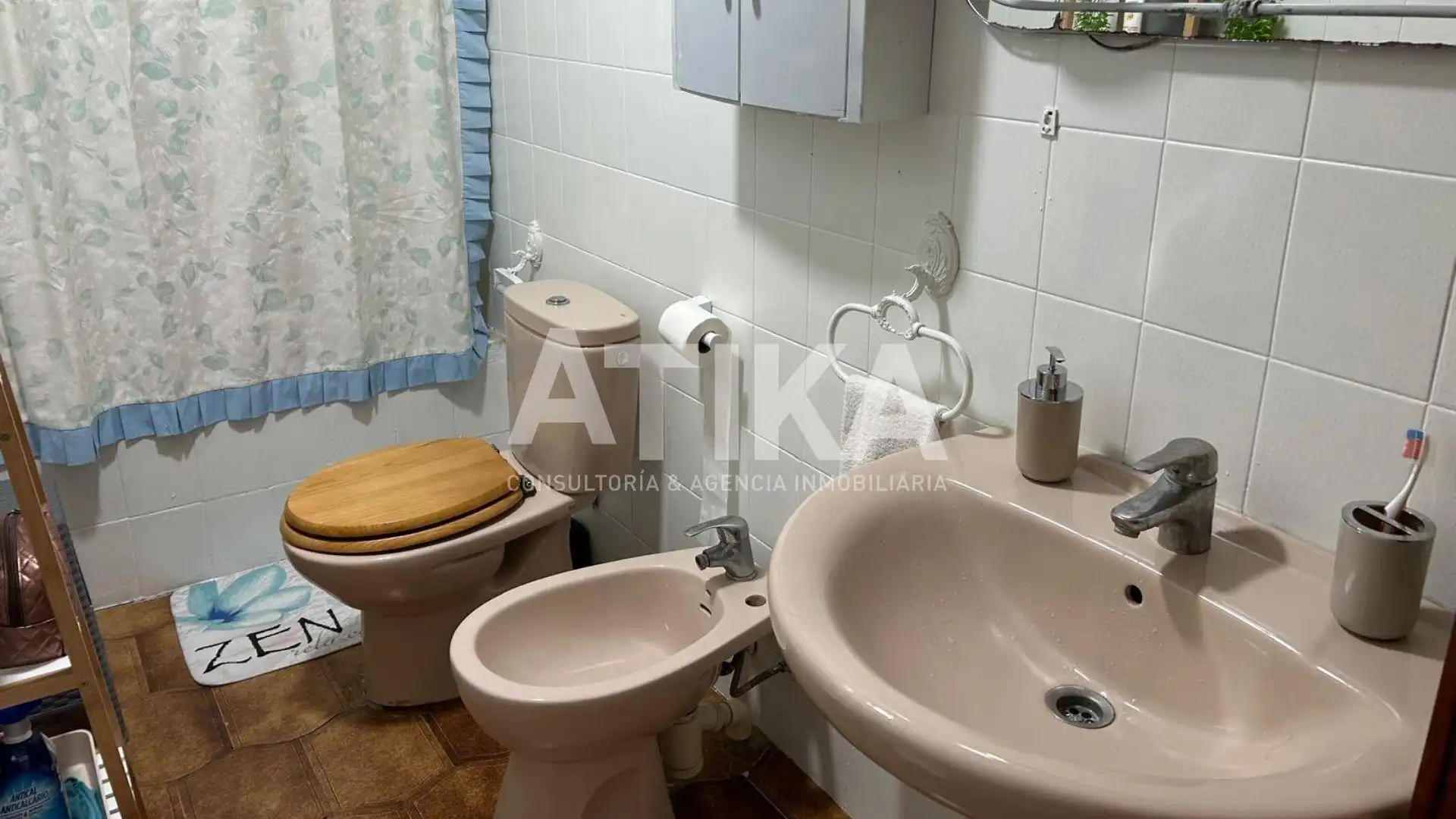 Bany de Casa o xalet en venda en Ontinyent amb Traster, Moblat i Balcó