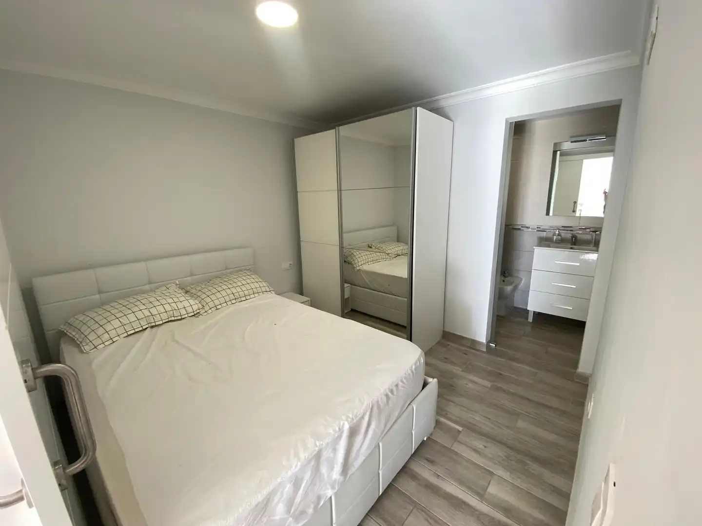 Habitación de Apartamento de alquiler en Adeje con Terraza y Amueblado
