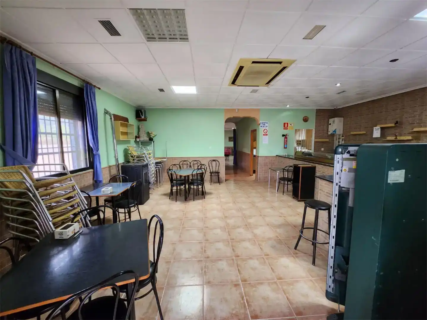 Local de lloguer en Abanilla amb Aire condicionat