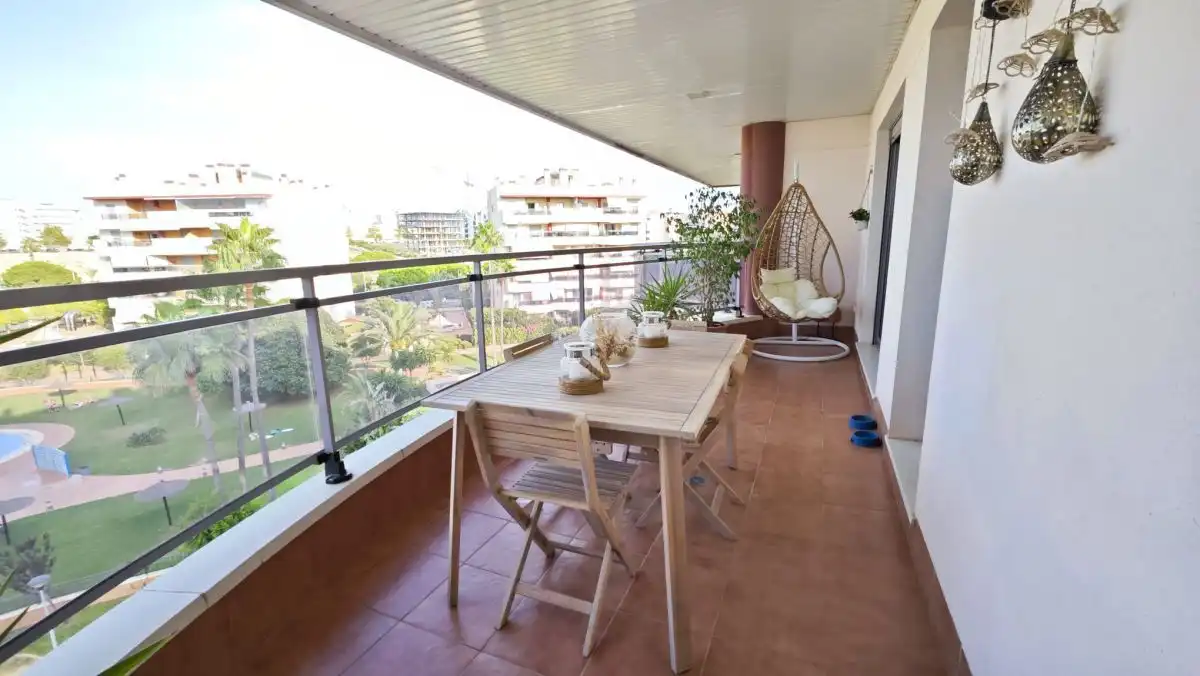 Apartments for rent in Calle Gran Via, Los Arenales del Sol