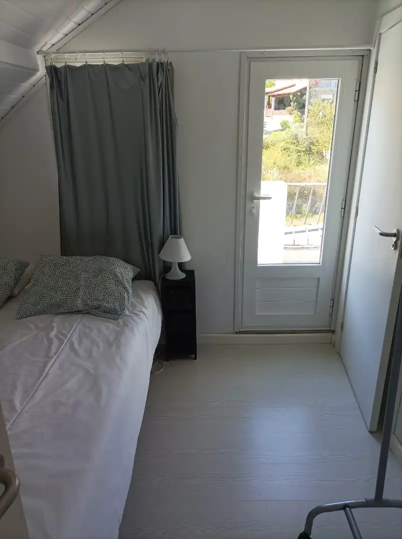 Attic for rent in Lugar Santradan, 25, Vilaboa