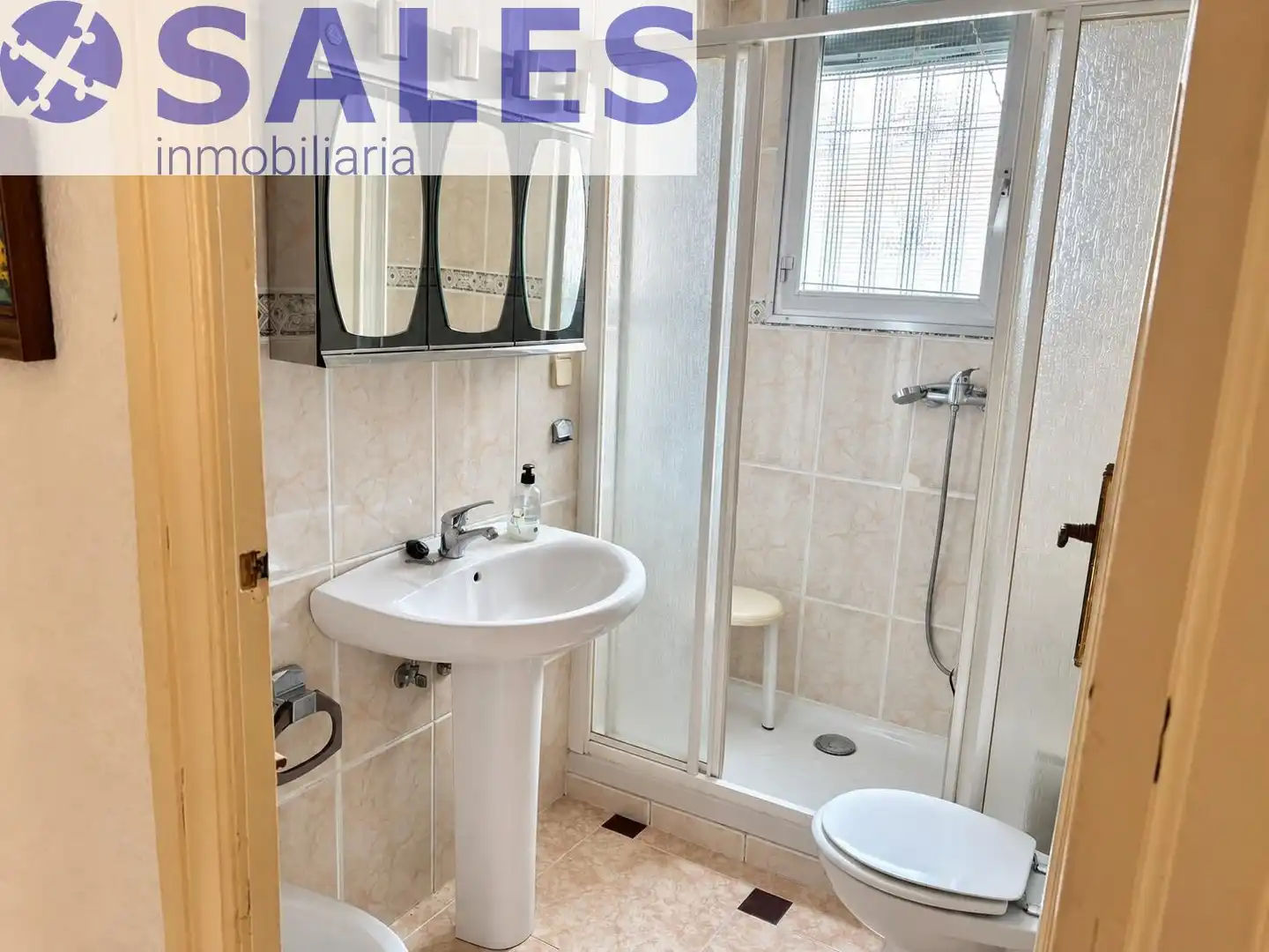 Casa adosada en venta en Valencia con Jardín privado, Terraza y Trastero
