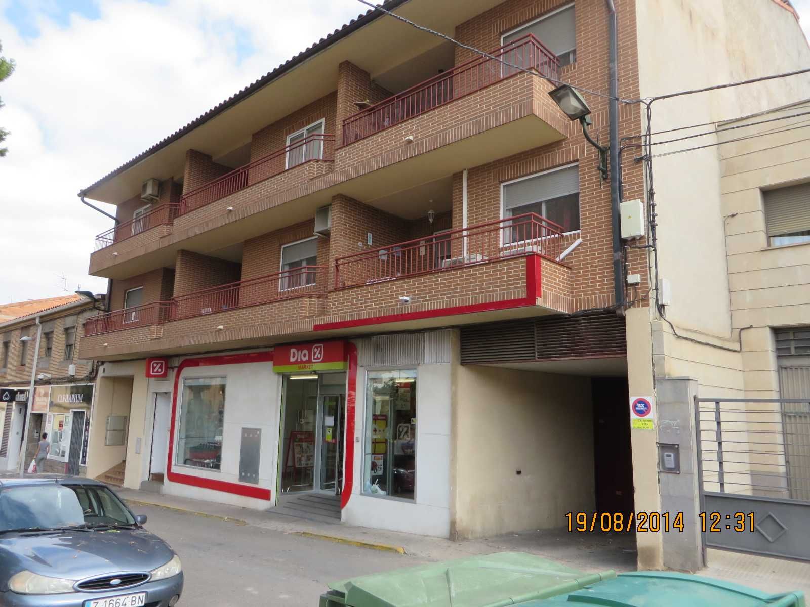 Garage for sale in Épila