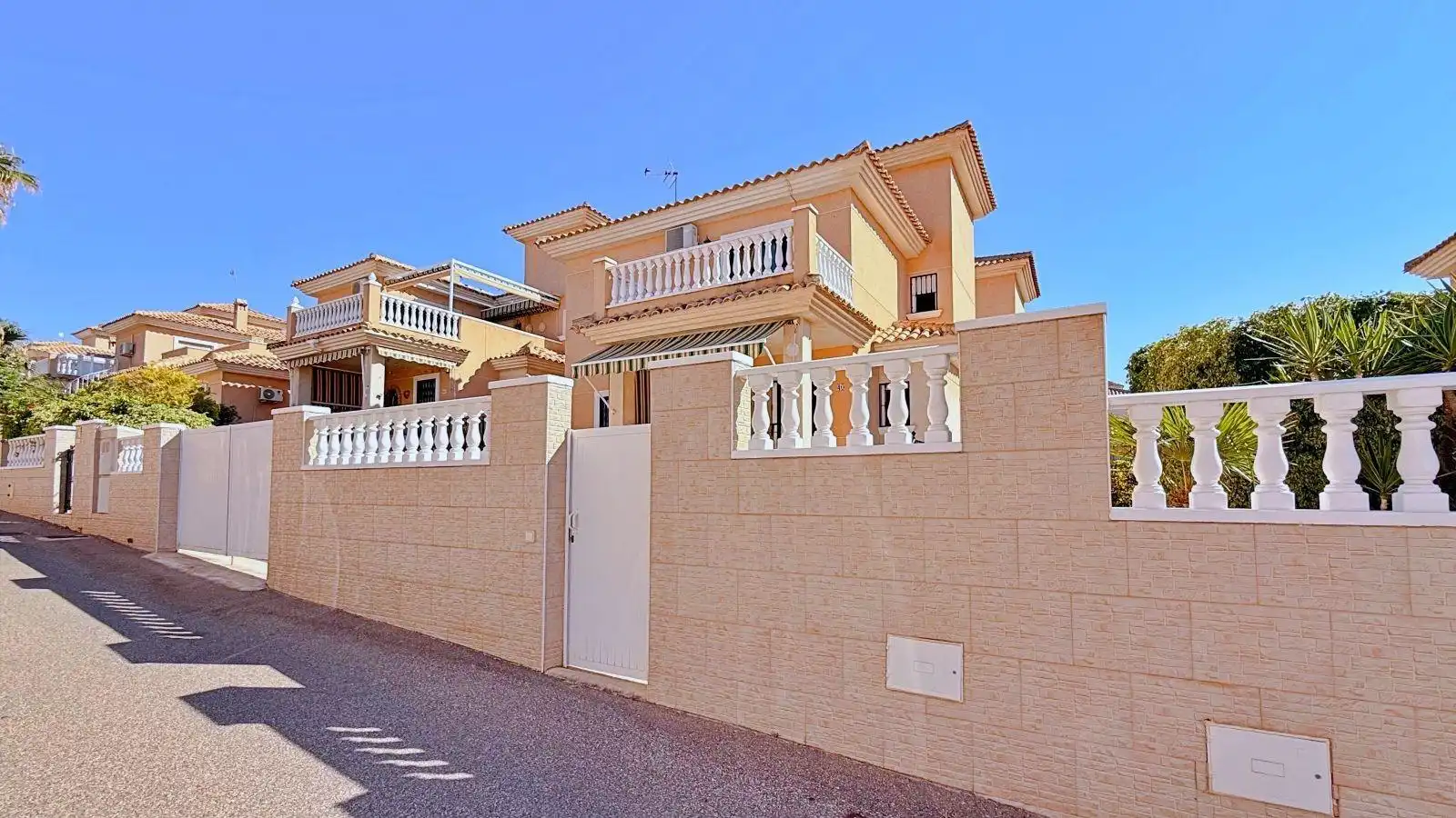 Casa pareada con terraza en venta en Orihuela Costa, imagen 50