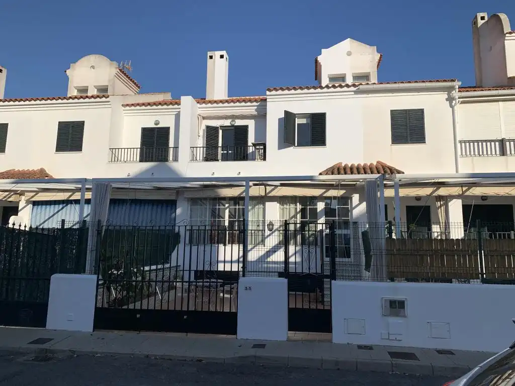 Casa a schiera in affitto a El Rompido