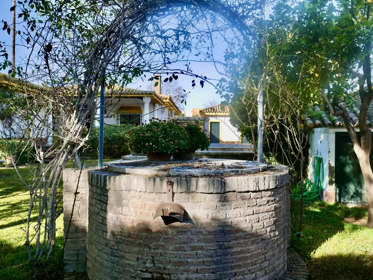 Casa o xalet en venda a Jacinto Benavente, Gines