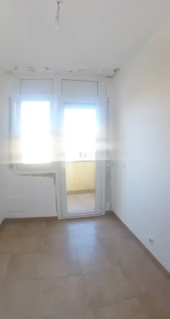 Habitación de Piso en venta en Cervera con Trastero y Balcón