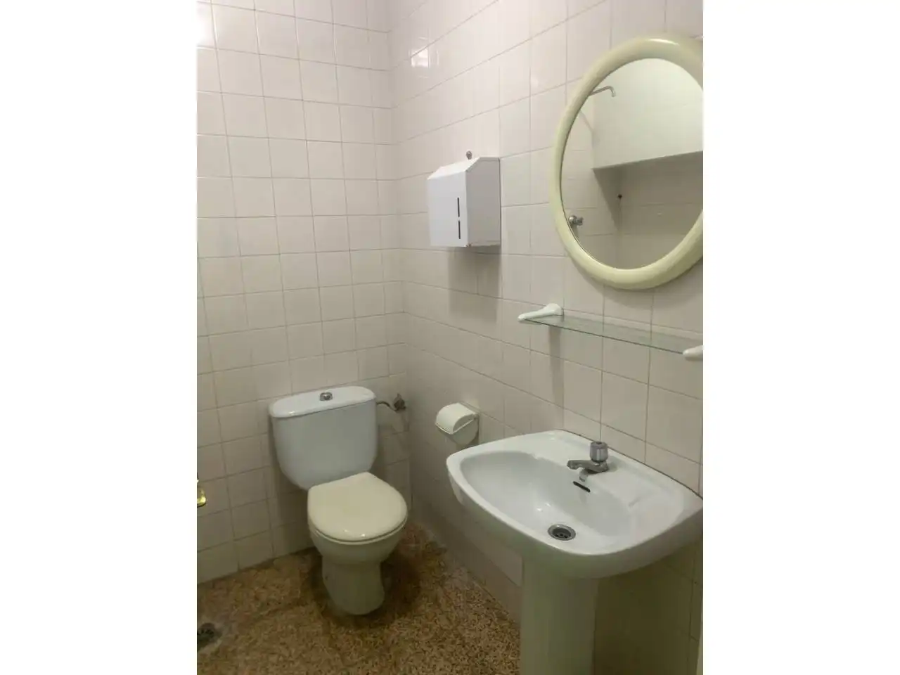 Badezimmer von Geschaftsraum zur Miete in Elche / Elx