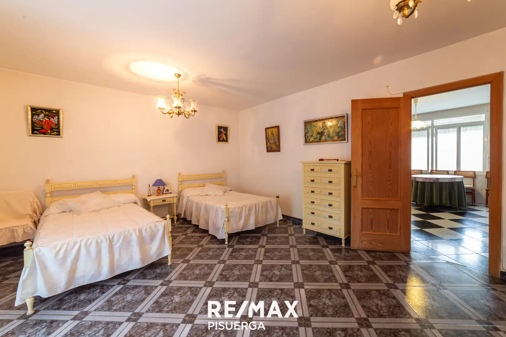 Houses for sale in Tordehumos  with Private garden, Terrace and Storage room